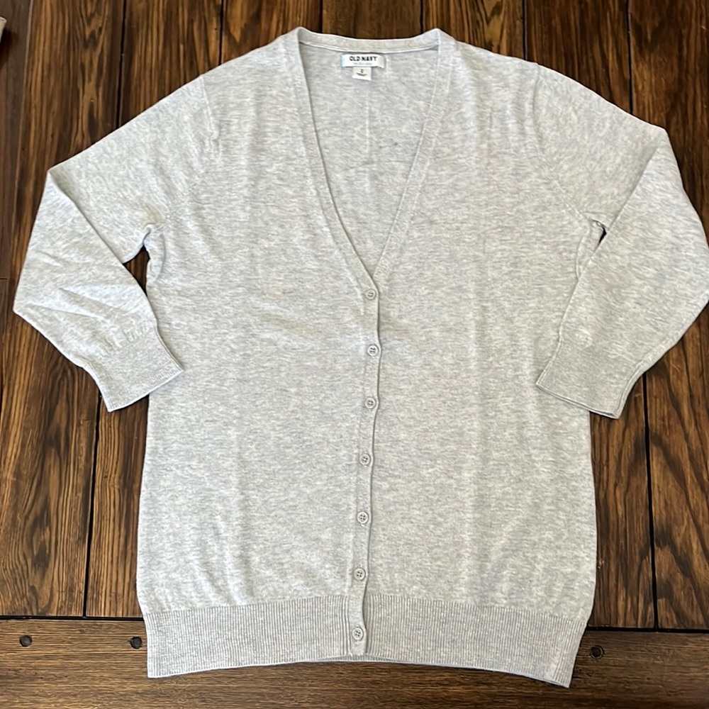 EUC Old Navy grey 3/4 sleeve cardigan